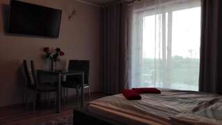Отели типа «постель и завтрак» Tropikalna Odnowa Fałkowo Двухместный номер Делюкс с 1 кроватью и балконом-8